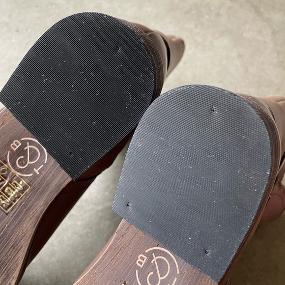 T&B Distress Pull Leather Strapped/Buckled Zip-Up Biker/Punk Boots 7 Womens - Picture 7 of 8